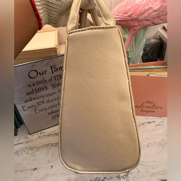 Valentino Orlandi Clutch or Crossbody Quilted Bag Retail $299 - Picture 5 of 12